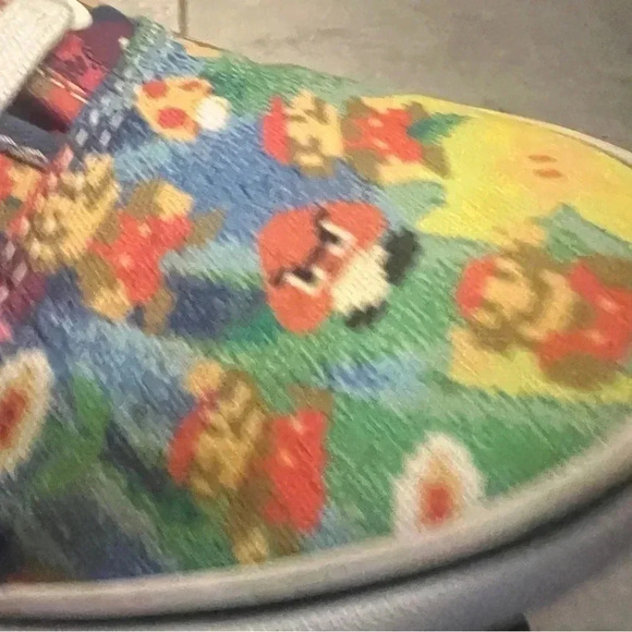 Nintendo Mario Vans Shoes Men’s 8.5 or Women’s 10​ - Picture 9 of 11
